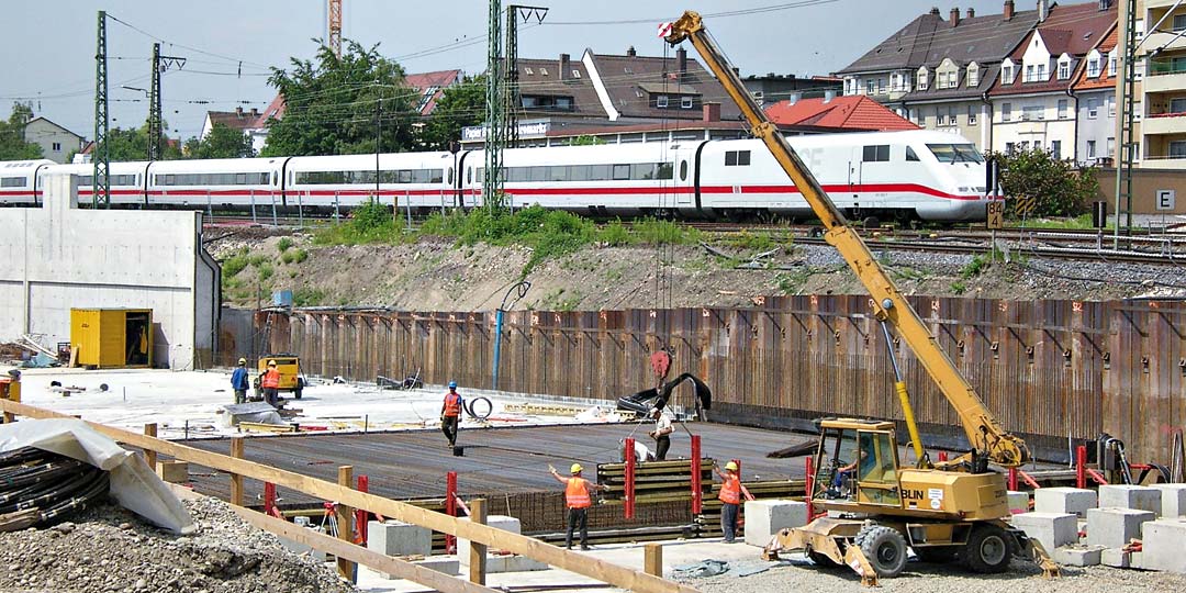 Sicherungsleistungen und bahnbetriebliche Leistungen bei Gleisbaustellen